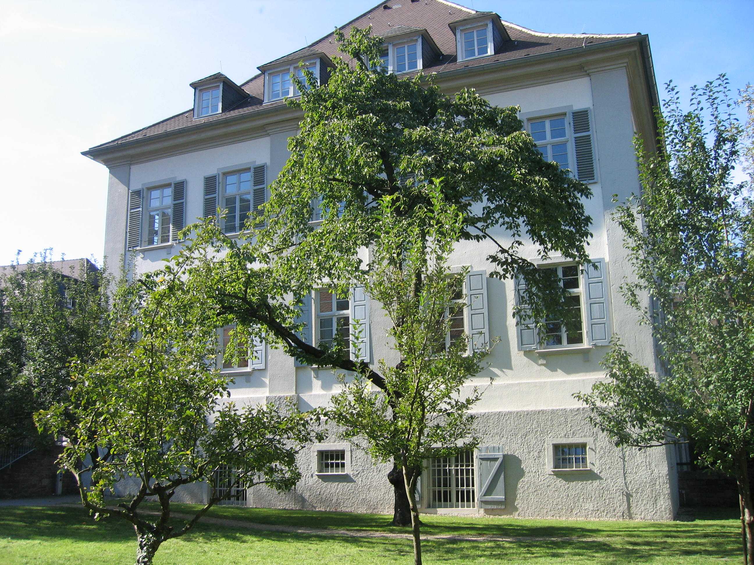 Schmitthennerhaus